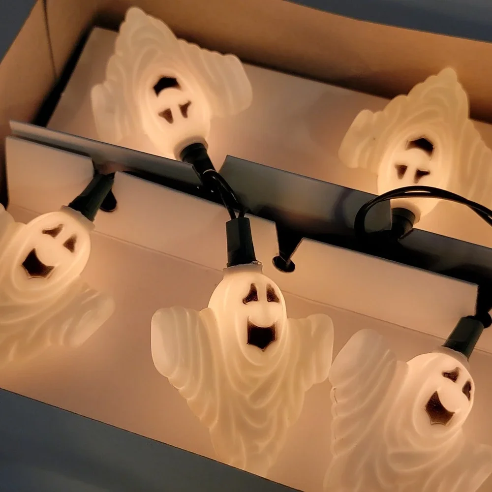Vintage Walmart String Of 10 Plastic Halloween Ghost Lights - Tested